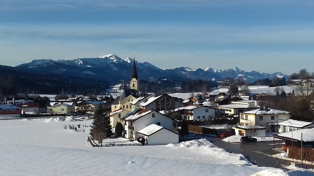 Ferienwohnungen Neukirchen Neukirchen am Teisenberg 외부 사진